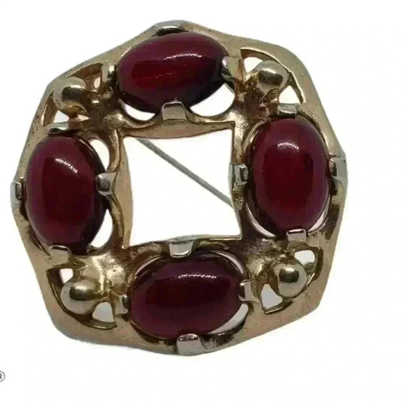 Vintage Brooch 10k Gold Filled Cherry Red Art Glass Cabochon Mod MCM - Picture 2 of 7
